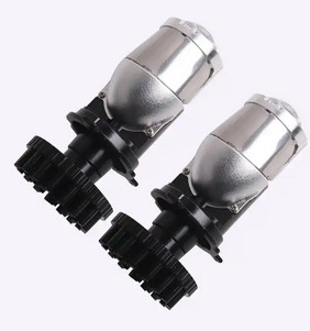 картинка Лампочки "линзы" БИДИОДНЫЙ МИНИ МОДУЛЬ Sanvi M6, цоколь H4 магазин  StreetTuning 