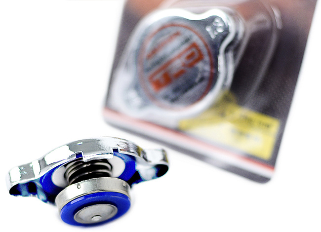 картинка Крышка радиатора TRD 1.3 атм магазин  StreetTuning 