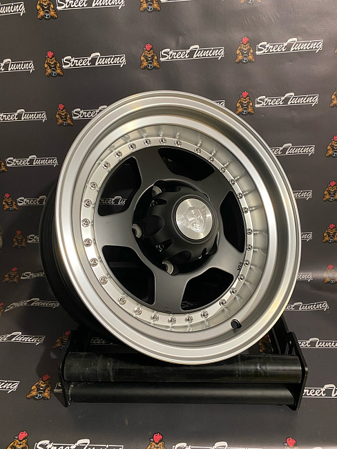 картинка Новые диски Off Road с полкой R15 J7 ET (-10) 5x139,7 магазин  StreetTuning 