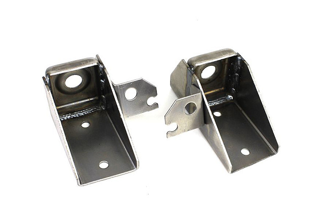 картинка Кронштейны передних амортизаторов штатные дляВАЗ 21213-14 Нива магазин  StreetTuning 