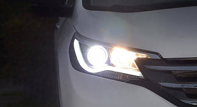 картинка Передние фары для Honda CRV 2011-2015 магазин  StreetTuning 