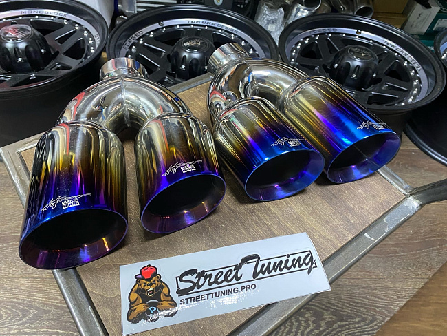 картинка Насадки на глушитель HKS Style двойные комплект- 2 шт 63 х 102 мм магазин  StreetTuning 