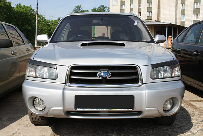 картинка Subaru Forester 2002—2005 Накладки на передние фары (реснички) компл.-2 шт. магазин  StreetTuning 