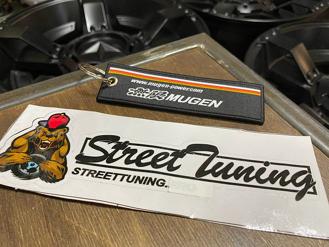 картинка Брелок для Ключей MUGEN - тканевый магазин  StreetTuning 