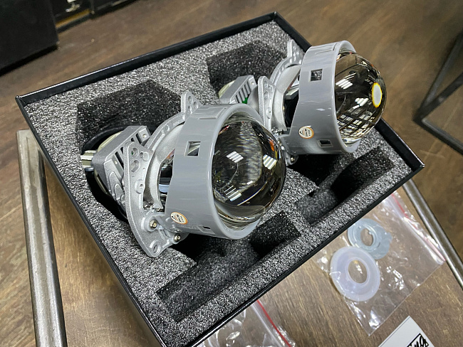 картинка Светодиодные линзы Sanvi H10, 3 дюйма магазин  StreetTuning 