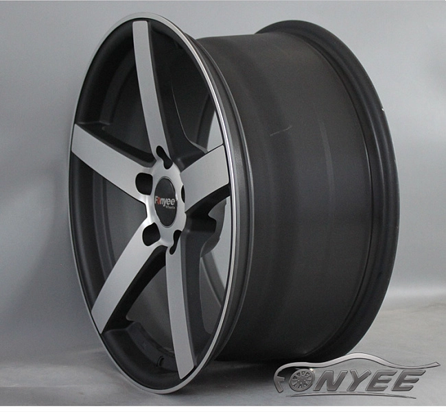 картинка Новые диски Vossen CV3 Replica R18 5X120 ET20 J9,5 черный мат + серебро магазин  StreetTuning 