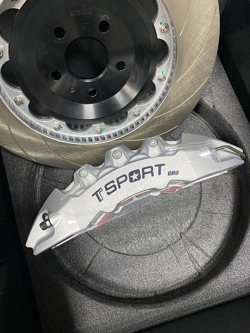 картинка Передняя тормозная система TSPORT для Geely Monjaro магазин  StreetTuning 