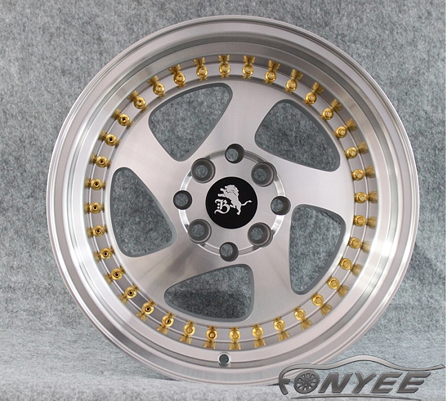 картинка Новые диски Rotiform TMB Flat R15 4х100/114,3 ET20 J8 серебро + золотистые болтики магазин  StreetTuning 