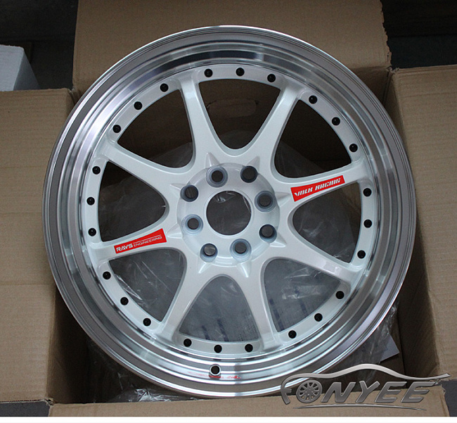 картинка Новые диски RAYS CE28SL R17 4X114,3/4X100 ET38 J7,5 белый + полированная полка магазин  StreetTuning 