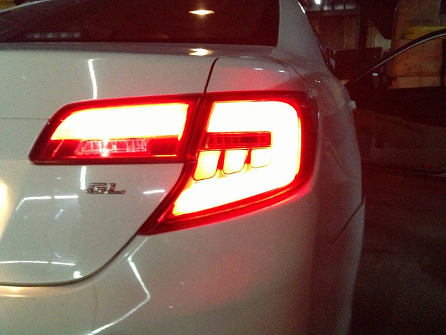 картинка Задние фары для Toyota Camry 2012-2014 г магазин  StreetTuning 