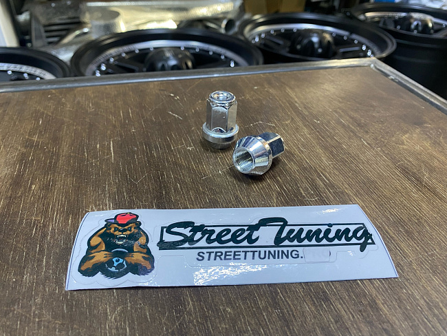 картинка Гайка Starleks M12x1,25 конус, высота 35 мм, с выступом, закрытая, ключ 17мм, цинк (301444VZ) магазин  StreetTuning 