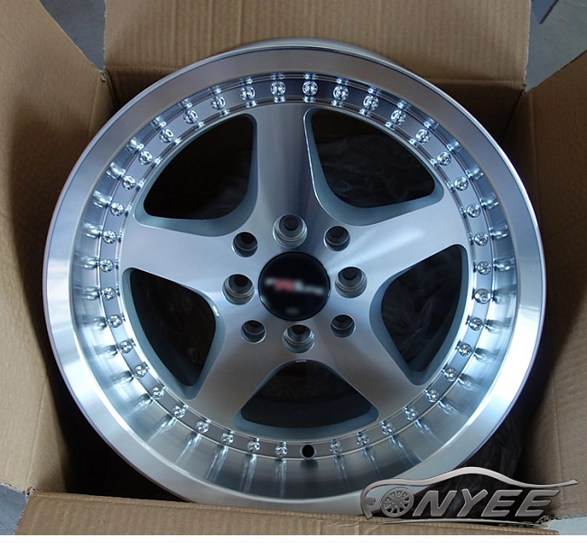 картинка Новые диски Proracing R15 4х114,3-4х100 J8,5 ET25 серебро магазин  StreetTuning 