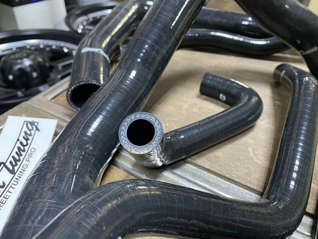 картинка Патрубки системы охлаждения StreetTuning Mitsibishi Lancer Evo 7-9 магазин  StreetTuning 