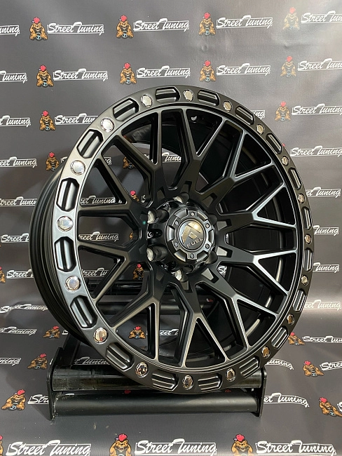 картинка Новые диски Fuel Off Road R18 J9 ET0 6x139.7 Black магазин  StreetTuning 