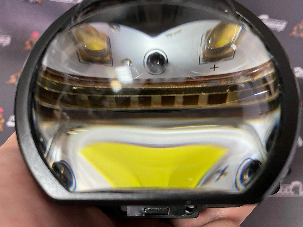 картинка Светодиодные линзы Sanvi K8 ДВОЙНОЙ LASER - 3 дюйма от магазина  StreetTuning