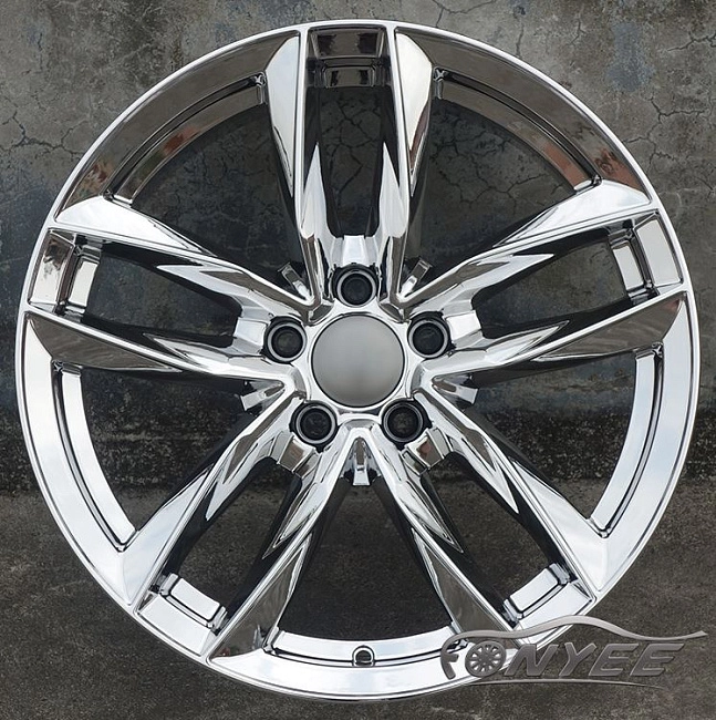 картинка Новые диски Audi R18 5X112 ET35 J8 хром магазин  StreetTuning 