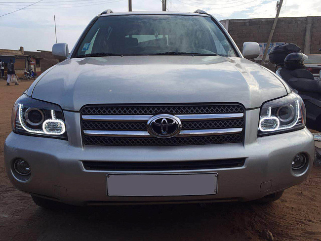 картинка Передние фары для Toyota Kluger/Highlander 2003-2006 г магазин  StreetTuning 