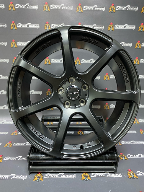 картинка Новые диски Work T7R R19 J8.5 ET38 5x112 Black Mat магазин  StreetTuning 