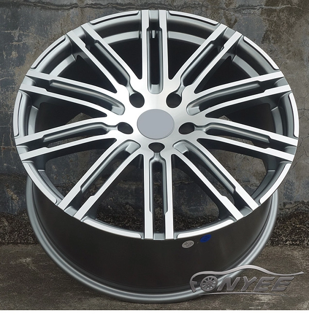 картинка Новые диски Porsche Macan wheels R22 5x130 ET50 J9,5 Серый мат + серебро магазин  StreetTuning 
