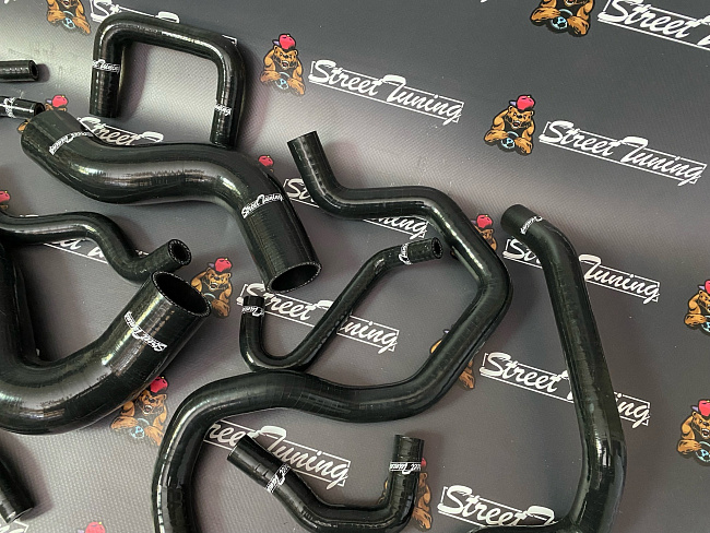 картинка Патрубки системы охлаждения StreetTuning Subaru Impreza GC8 EJ20 2.0 11 шт магазин  StreetTuning 