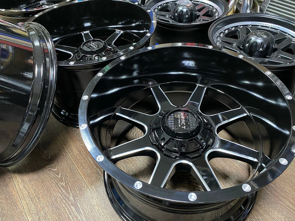 картинка Новые диски Impact Off-Road R20 J12 ET-44 5X139.7/5X150 от магазина  StreetTuning