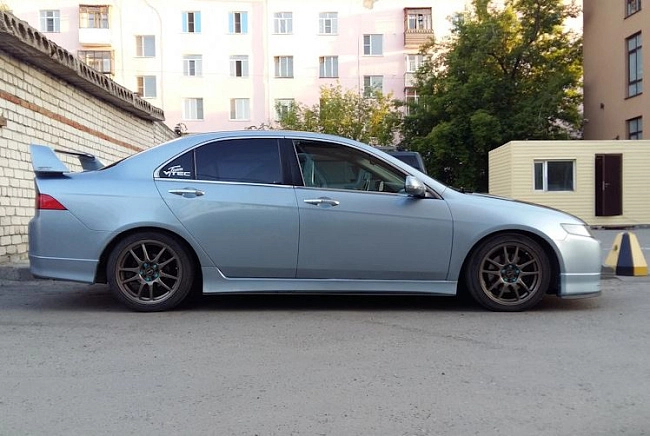 картинка Пружины подвески для Honda Accord 7 -30 задние магазин  StreetTuning 