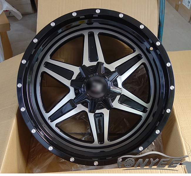 картинка Новые диски Mudder Xtreme XM317 R22 5х139.7/150 ET-12 J10 черный + серебро магазин  StreetTuning 