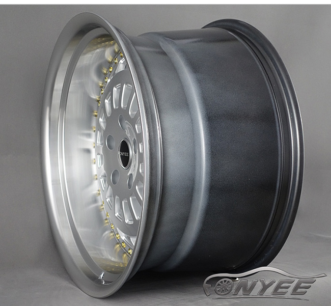 картинка Новые диски ESM 015 R19 5x120 ET25 J11 серебро + золотистые болтики магазин  StreetTuning 