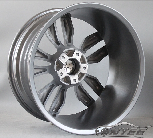 картинка Новые диски BMW 760 M STYLE R18 5X114,3 ET38 J8,0 серые магазин  StreetTuning 