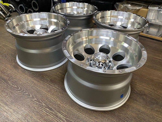 картинка Новые диски GT WHEEL Style R16 J10 et -44 6x139,7, серебро магазин  StreetTuning 