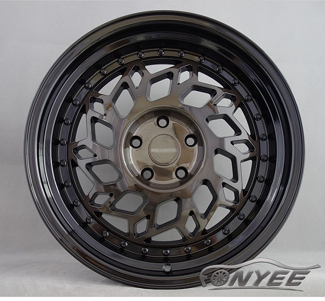 картинка Новые диски REGEN5 R33 R18 5x112 ET42 J9,5 черные магазин  StreetTuning 