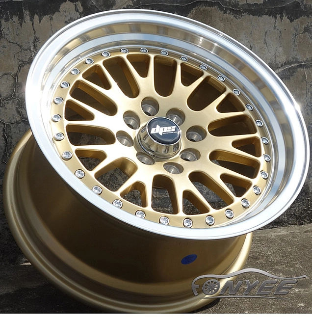 картинка Новые диски ESM 007 R15 4x100-4x114,3 ET25 J8 светло золотые магазин  StreetTuning 