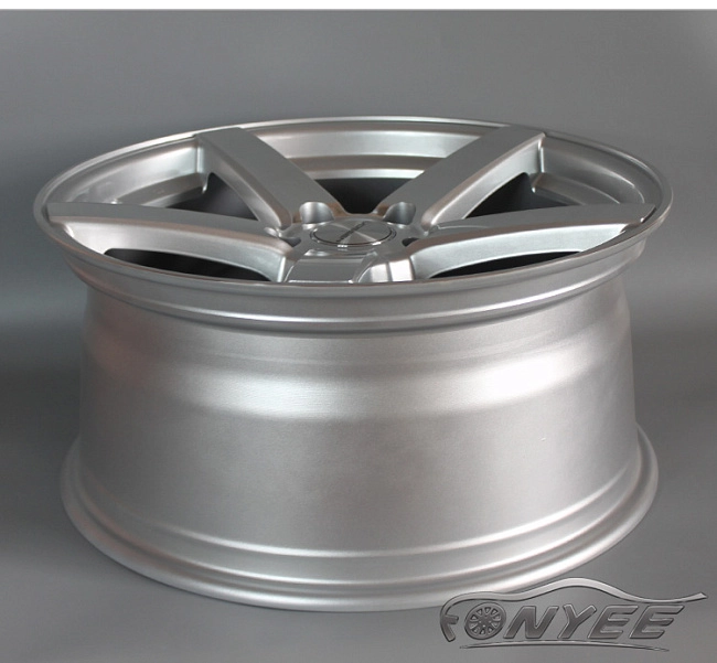 картинка Новые диски Vossen CV3 Replica R20 5X112 ET40 J10 серебро магазин  StreetTuning 