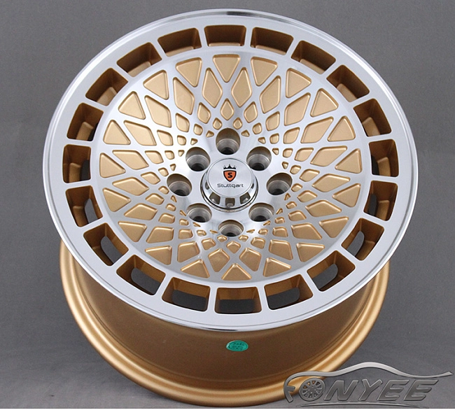 картинка Новые диски Stuttgart ST7 R15 4X100/114,3 ET25 J8, золотые магазин  StreetTuning 