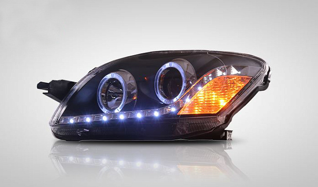 картинка Передние фары для  TOYOTA VIOS 2008-2013 магазин  StreetTuning 