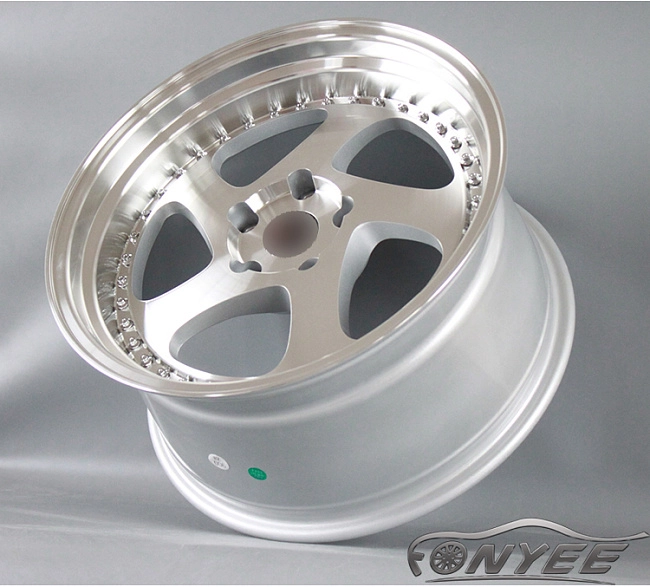 картинка Новые диски Rotiform TMB Flat R18 5х114,3 ET40 J8 серебро + полированная полка магазин  StreetTuning 