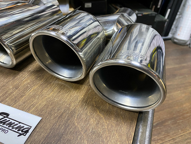 картинка Насадки на глушитель BMW M двойные комплект- 2 шт 57 х 89 мм хром магазин  StreetTuning 