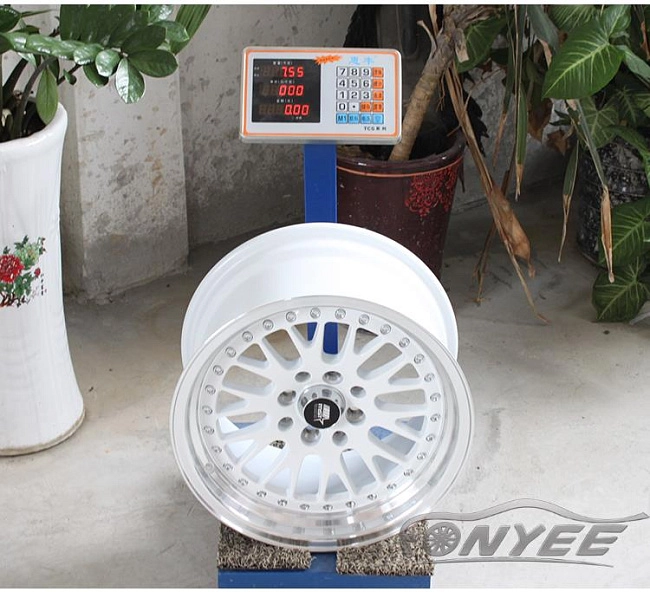 картинка Новые диски ESM 007 R17 4x100-4x114,3 ET25 J9 белые магазин  StreetTuning 