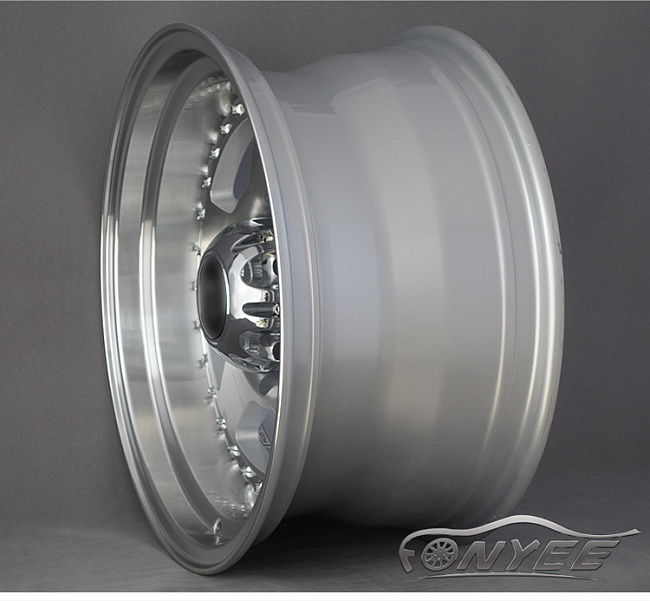 картинка Новые диски MVF-955 R16 6X139,7 ET-25 J8 серебро + серебристые болтики магазин  StreetTuning 