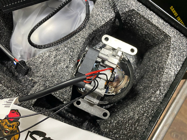 картинка Светодиодные линзы Sanvi H8, 2.5 дюйма магазин  StreetTuning 