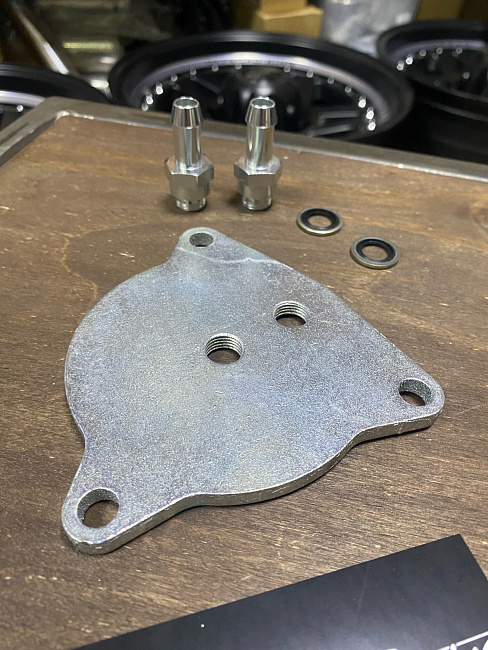 картинка Адаптер-переходник для доп.радиатора АКПП Aisin Aisin TG-81SC volvo магазин  StreetTuning 