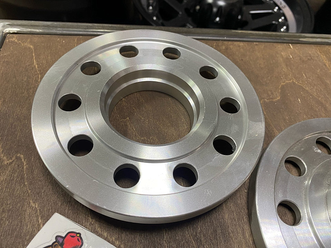 картинка Проставка Starleks 13 мм 5x112  цо 66.6 Silver магазин  StreetTuning 