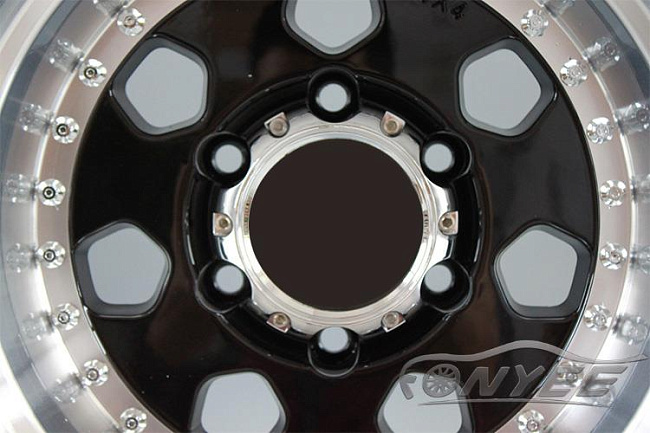 картинка Новые диски Daytona R15 6х139,7 ET-44 J10 черный глянец + полированная полка магазин  StreetTuning 