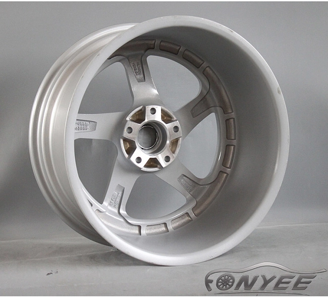картинка Новые диски Rotiform TMB Flat R19 5х120 ET35 J8,5 серебро магазин  StreetTuning 