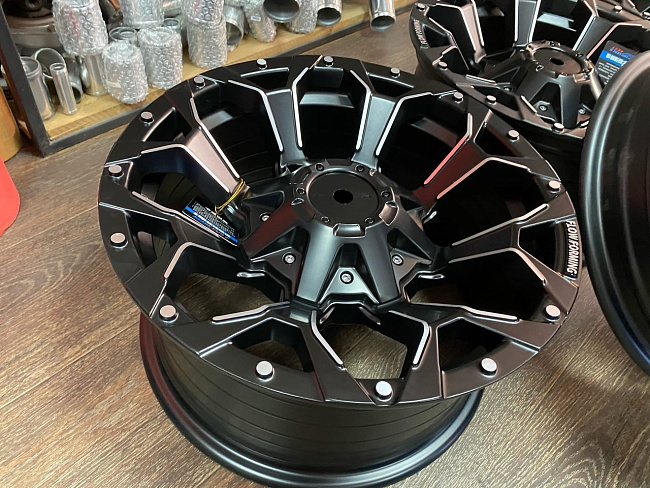 картинка Новые диски Fuel D546 Flow Forming R17 J8.5 et(-12) 5x127 магазин  StreetTuning 