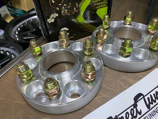 картинка Проставка Starleks 30 мм 6x114,3 12x1.25 цо 66,1 магазин  StreetTuning 