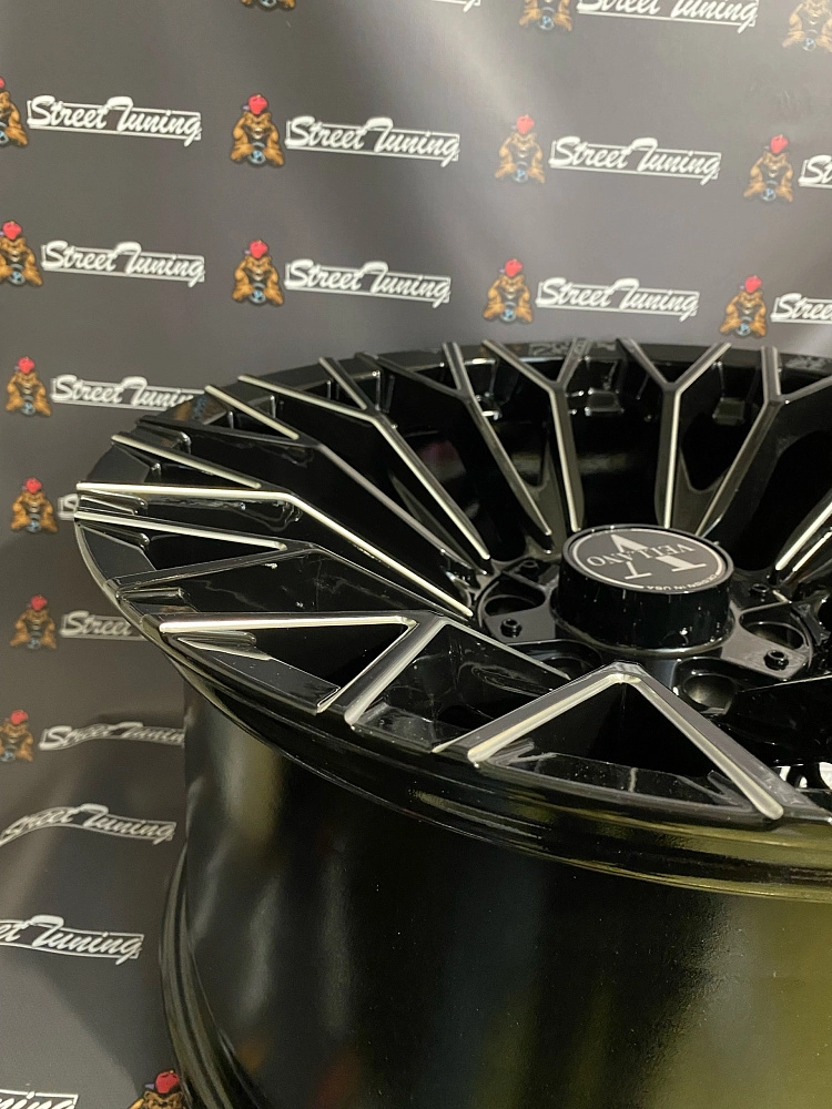 картинка Новые диски Vellano R20 J10 ET(-18) 6x139.7/6x135 Black от магазина  StreetTuning