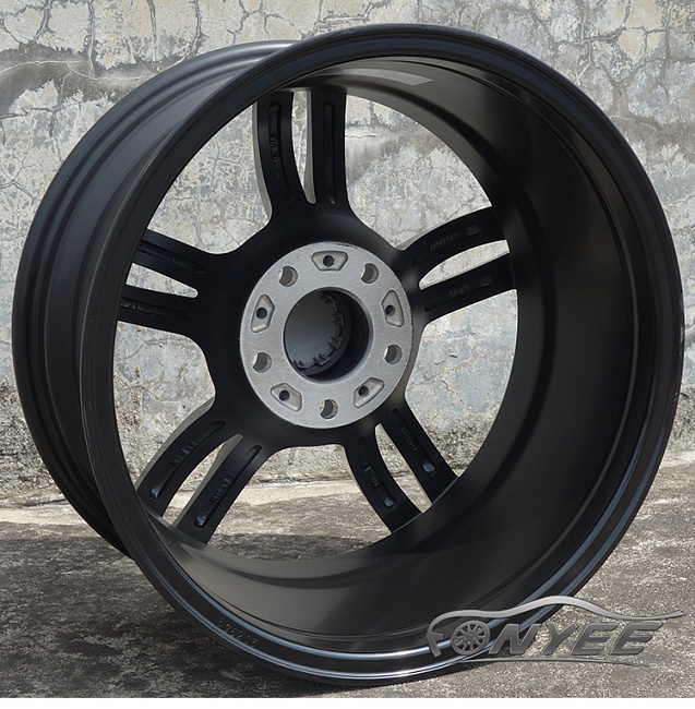 картинка Новые диски BMW F10 style R18 5x120 ET35 J8 черный мат магазин  StreetTuning 