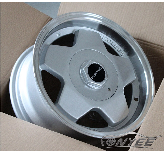 картинка Новые диски Borbet A R17 4х100/4x114,3 ET25 J10 серебро + полированная полка магазин  StreetTuning 