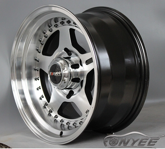 картинка Новые диски MVF-955 R16 6X114,3 ET-10 J8 серебро + черные болтики магазин  StreetTuning 